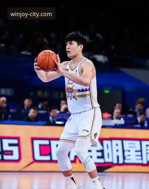 万象城苹果版 陈国豪回避条款再升级:CBA状元生涯转折点全面解析